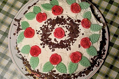 Schwarzwälder Kirschtorte 349