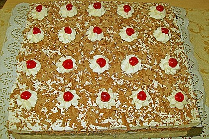 Schwarzwälder Kirschtorte 175