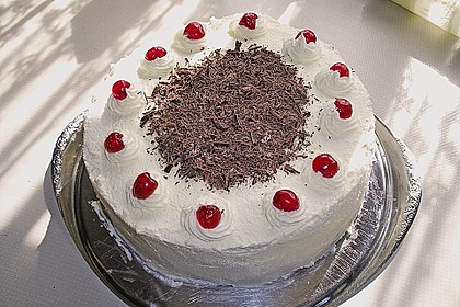 Schwarzwälder Kirschtorte 82