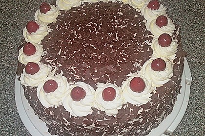 Schwarzwälder Kirschtorte 298