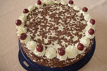 Schwarzwälder Kirschtorte 129