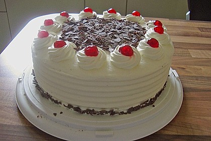Schwarzwälder Kirschtorte 118