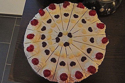 Schwarzwälder Kirschtorte 318