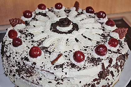 Schwarzwälder Kirschtorte 152
