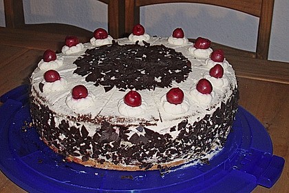 Schwarzwälder Kirschtorte 51