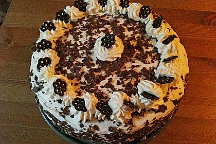 Schwarzwälder Kirschtorte 341