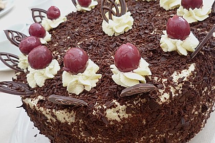 Schwarzwälder Kirschtorte 44
