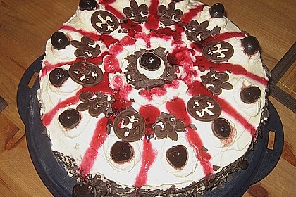 Schwarzwälder Kirschtorte 425