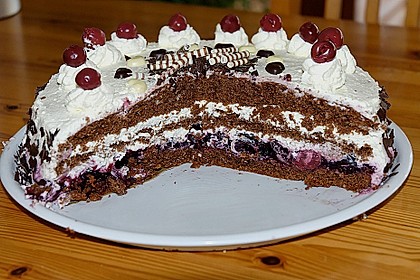 Schwarzwälder Kirschtorte 178