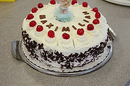 Schwarzwälder Kirschtorte 77