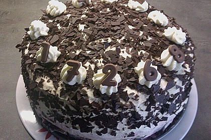 Schwarzwälder Kirschtorte 415