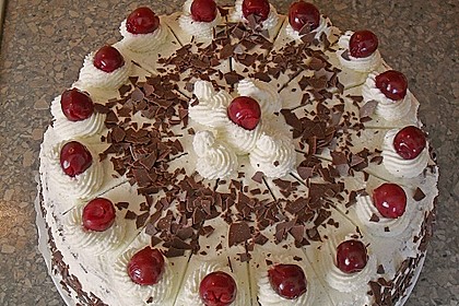 Schwarzwälder Kirschtorte 11