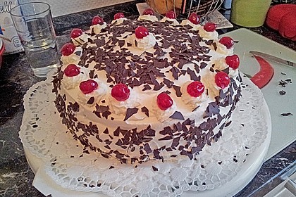 Schwarzwälder Kirschtorte 293