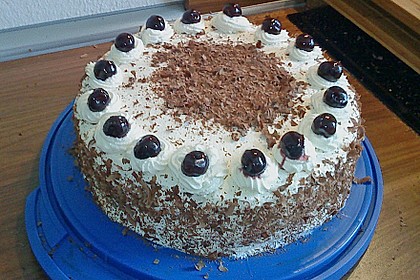 Schwarzwälder Kirschtorte 307