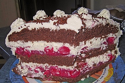 Schwarzwälder Kirschtorte 340