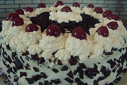Schwarzwälder Kirschtorte 84