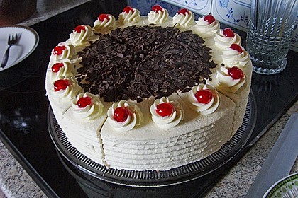 Schwarzwälder Kirschtorte 25