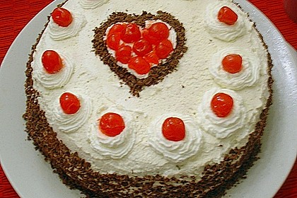 Schwarzwälder Kirschtorte 376