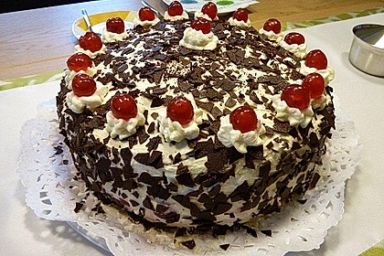 Schwarzwälder Kirschtorte 150