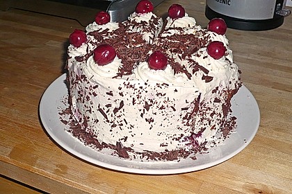 Schwarzwälder Kirschtorte 228
