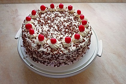 Schwarzwälder Kirschtorte 36