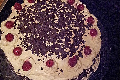 Schwarzwälder Kirschtorte 395