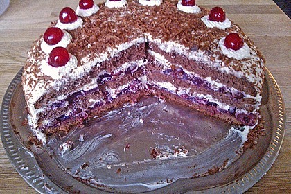 Schwarzwälder Kirschtorte 284