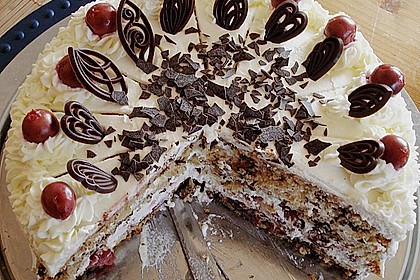 Schwarzwälder Kirschtorte 208