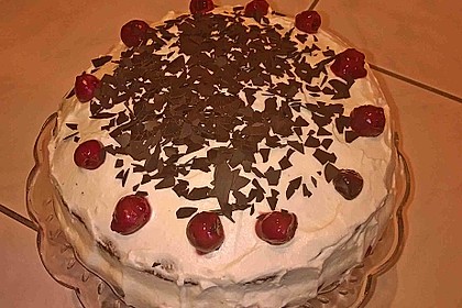 Schwarzwälder Kirschtorte 310