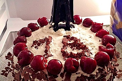 Schwarzwälder Kirschtorte 211