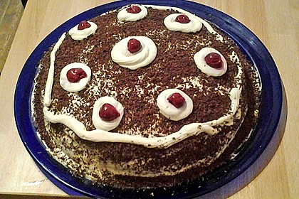 Schwarzwälder Kirschtorte 332