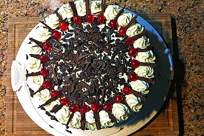 Schwarzwälder Kirschtorte 427
