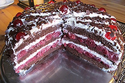 Schwarzwälder Kirschtorte 33