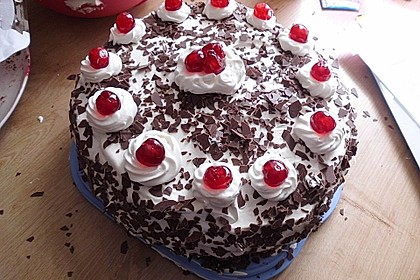 Schwarzwälder Kirschtorte 174