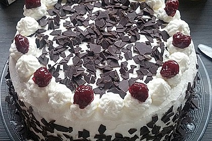 Schwarzwälder Kirschtorte 10