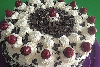 Schwarzwälder Kirschtorte 189