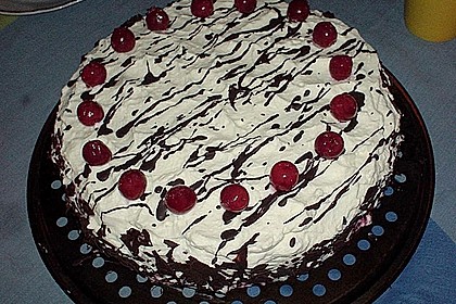 Schwarzwälder Kirschtorte 120
