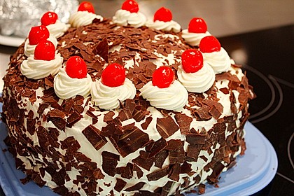 Schwarzwälder Kirschtorte 107