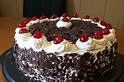 Schwarzwälder Kirschtorte 164