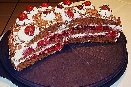 Schwarzwälder Kirschtorte 252