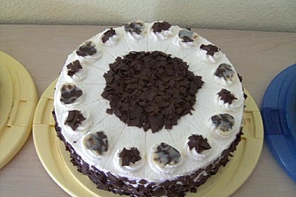 Schwarzwälder Kirschtorte 374