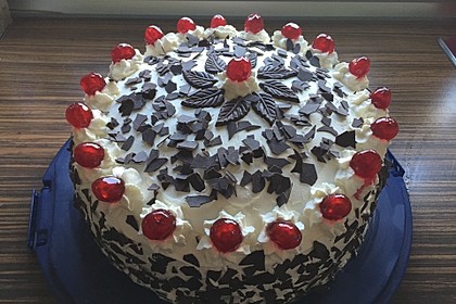 Schwarzwälder Kirschtorte 69