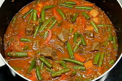 Bulgarische gr&uuml;ne Bohnen mit Fleisch 3