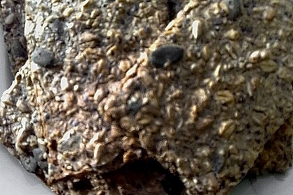 Kerniges Knäckebrot 86
