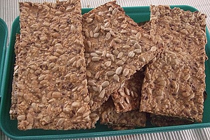 Kerniges Knäckebrot 34