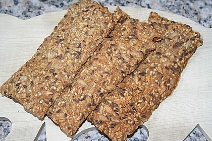 Kerniges Knäckebrot 20