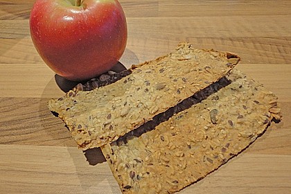 Kerniges Knäckebrot 47