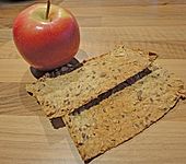 Kerniges Kn&auml;ckebrot (Bild)