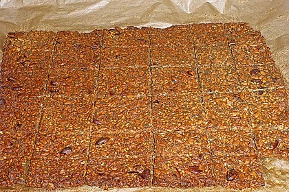 Kerniges Knäckebrot 68