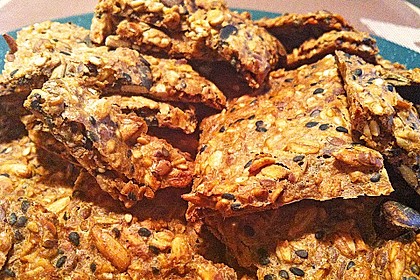 Kerniges Knäckebrot 53